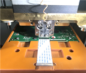 脈沖熱壓機(jī)定制-雙工位進(jìn)出平臺(tái)FPC柔性排線焊接