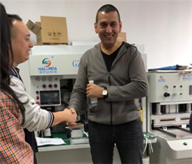 國(guó)外客戶來(lái)公司學(xué)習(xí)